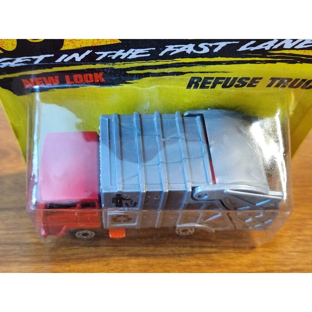 Vintage 1996 Matchbox Refuse Truck #36 
